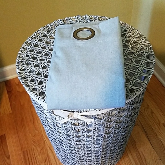 Solar Shield Naomi 95" Blackout Window Curtain - Picture 2 of 6